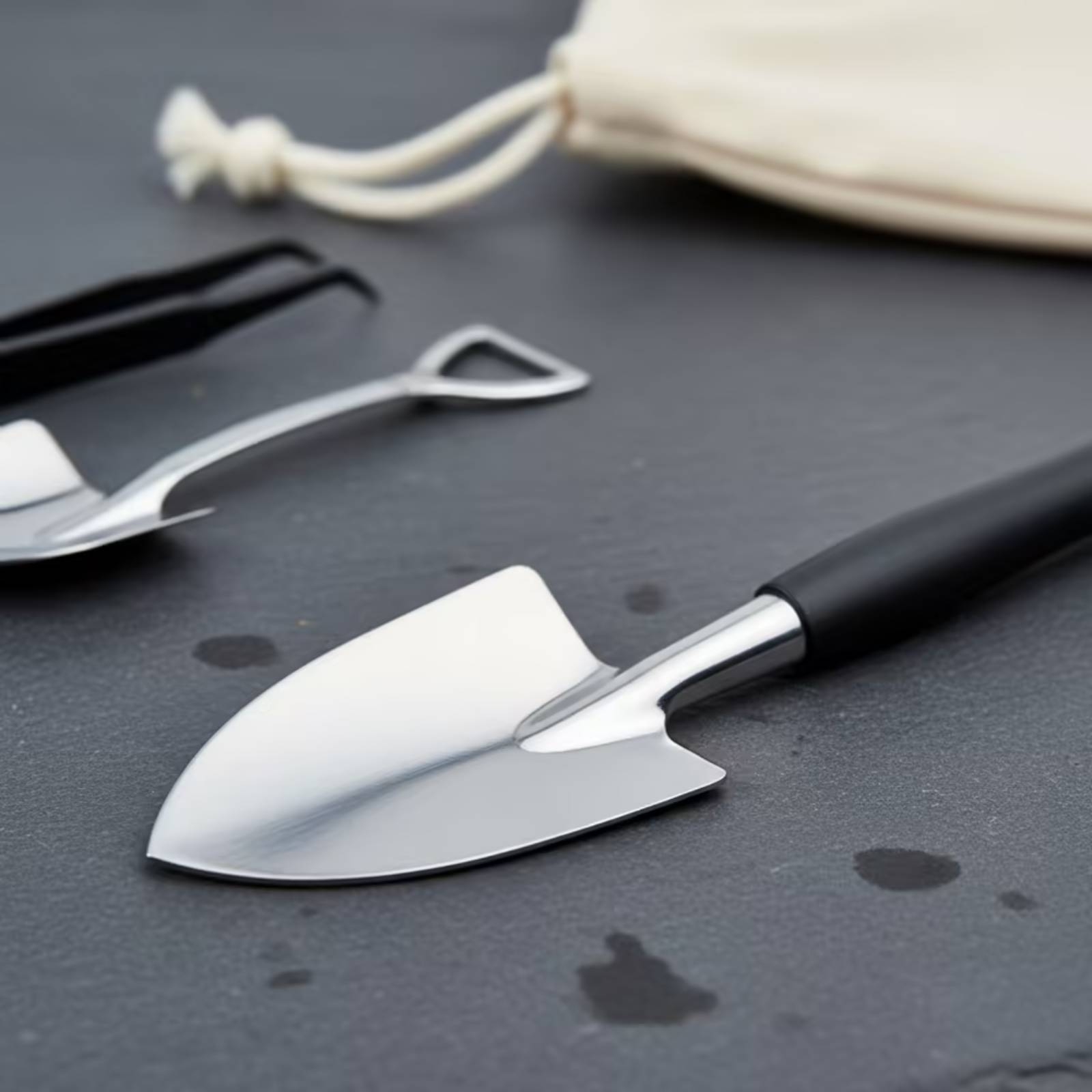 ชุดเครื่องมือปลูกไม้อวบน้ำ 12  - Gardening Tools Kit บทวิจารณ์และราคา
